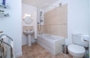 Swallow Cottage- click for photo gallery